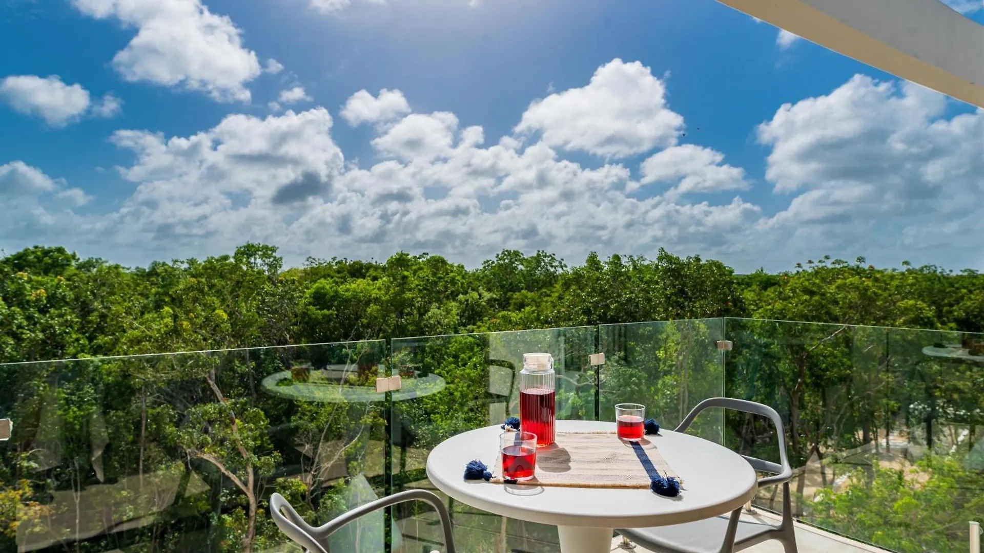 Central Park Lagunas Tulum Mexiko